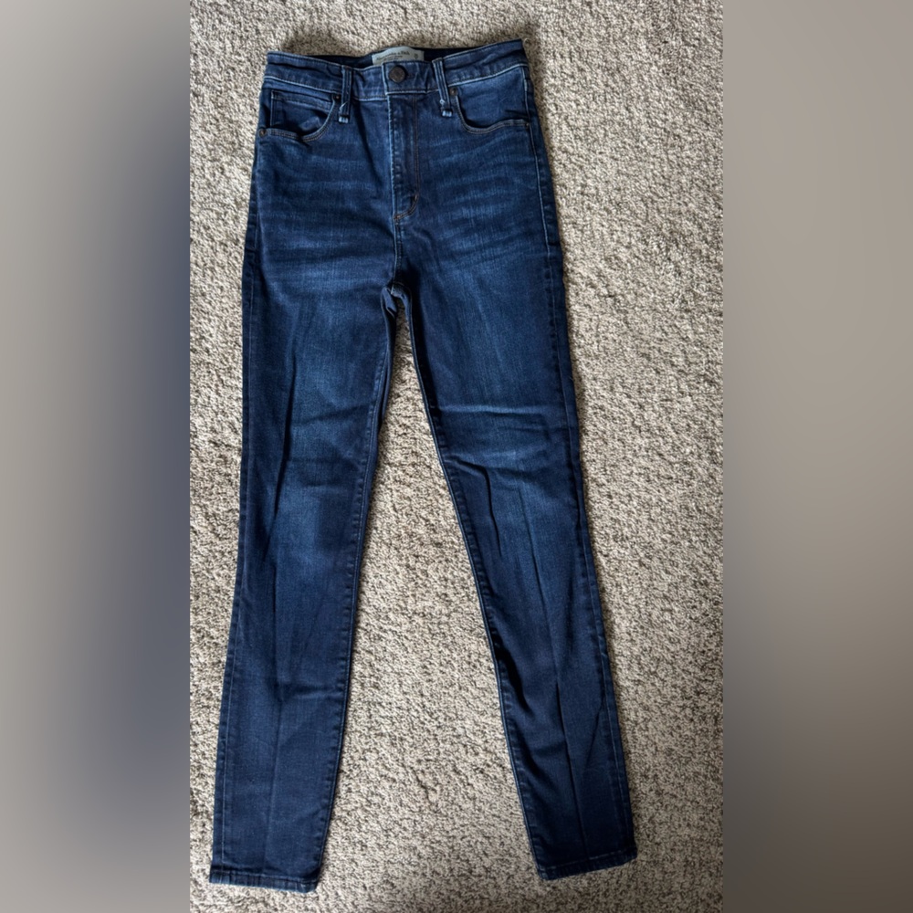Abercrombie & Fitch Super Skinny Jeans